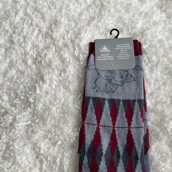 Disney Dumbo The Flying Elephant Crew Socks NEW Mens Size 6-12 - Picture 7 of 9